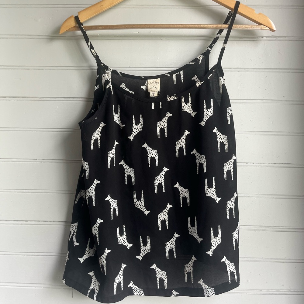 Fun Cute Giraffe Print Women's Black Tank